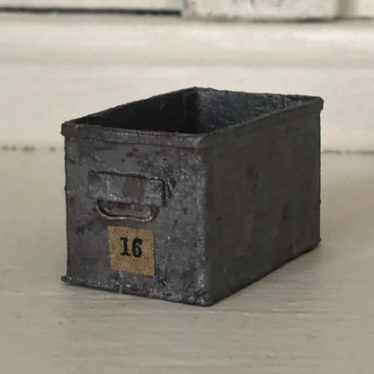 Plåtlåda skala 1:12